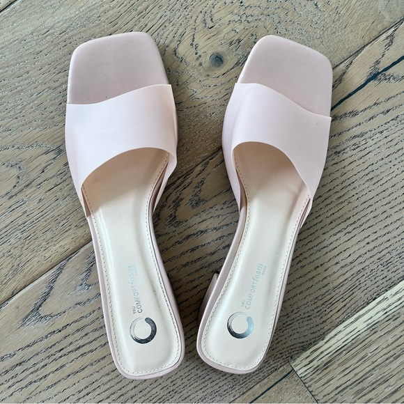 Journee Collection Women's Jaydin Tru Comfort Slip On Sandals, Nude Size 8.5M - Picture 9 of 11